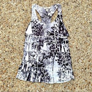 XXI Black & White Floral Ruffled Racerback Tank M